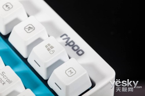 һ װV500еϷ̰ɫ