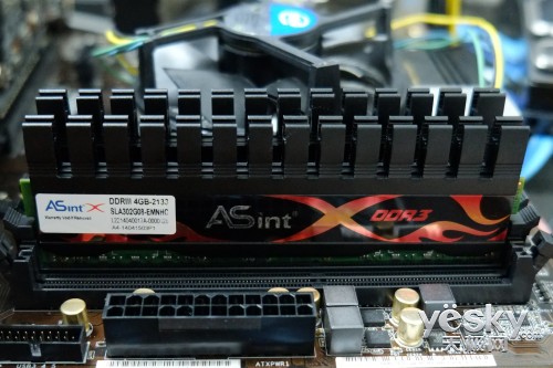 PCI-E SSDռ Asint̬Ӳ