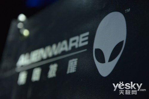 ٴε߸ͳ Alienware Area-51̨ʽ