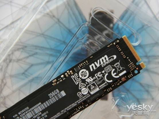 NVMe׼ 950PRO̬Ӳ̿ͼ