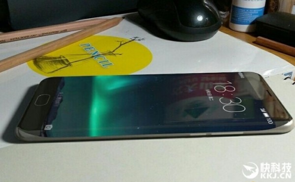 魅族新旗舰Pro 7背面照首曝光:酷似三星S7