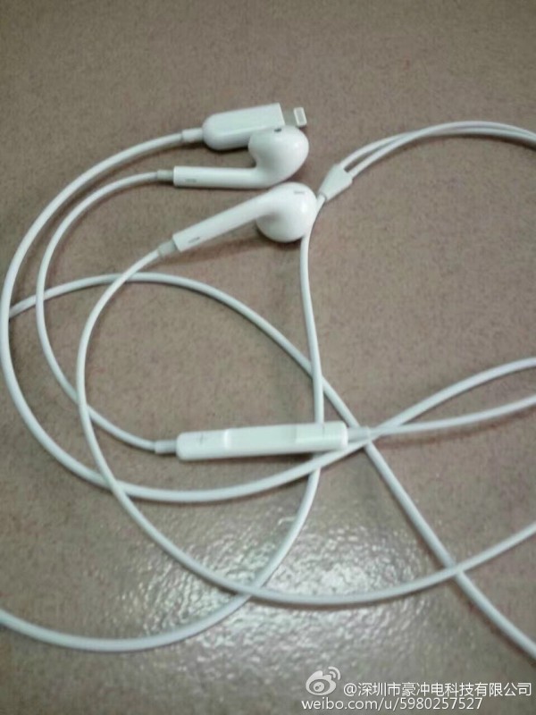 iPhone 7 LightningƵع