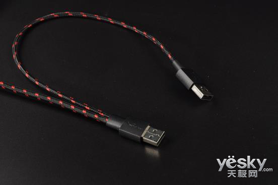 \ HyperX Alloy FPSе