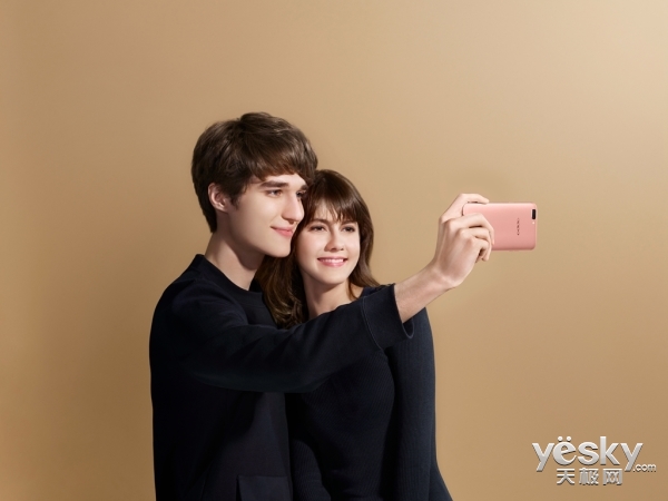 һģ? OPPO R11콢ͼ