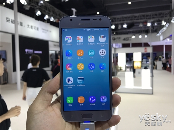 1399元!三星Galaxy J3正式发布:骁龙425加持