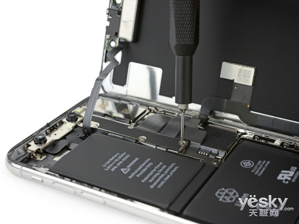 iPhone X: