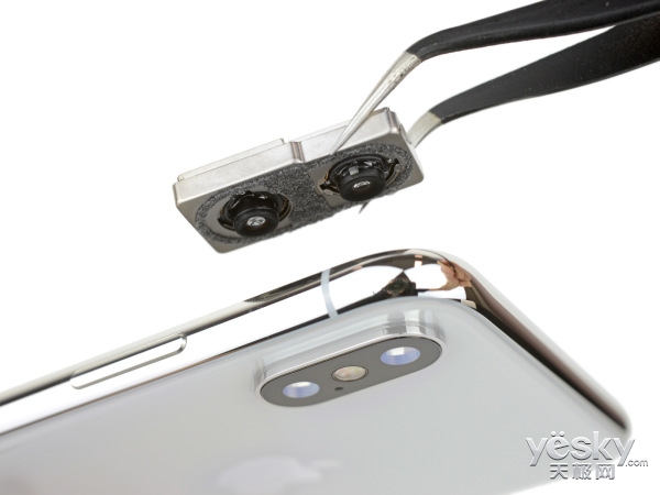 iPhone X: