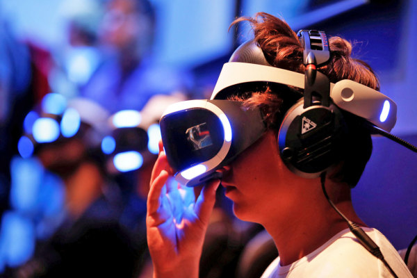 ýVRͷ:Gear VR/Oculus Rift/PS VRн!