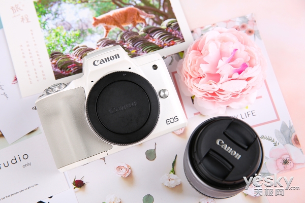 EOS M50